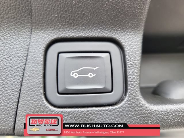 Used 2023 GMC Acadia SLT FWD image 8