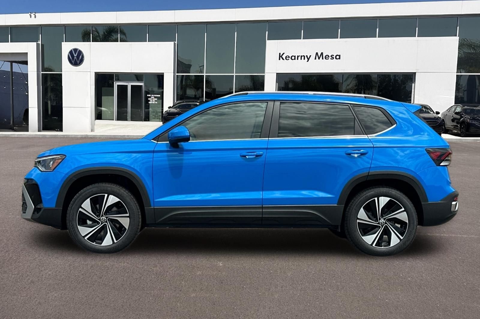 New 2026 Volkswagen Taos SE AWD/4WD image 7
