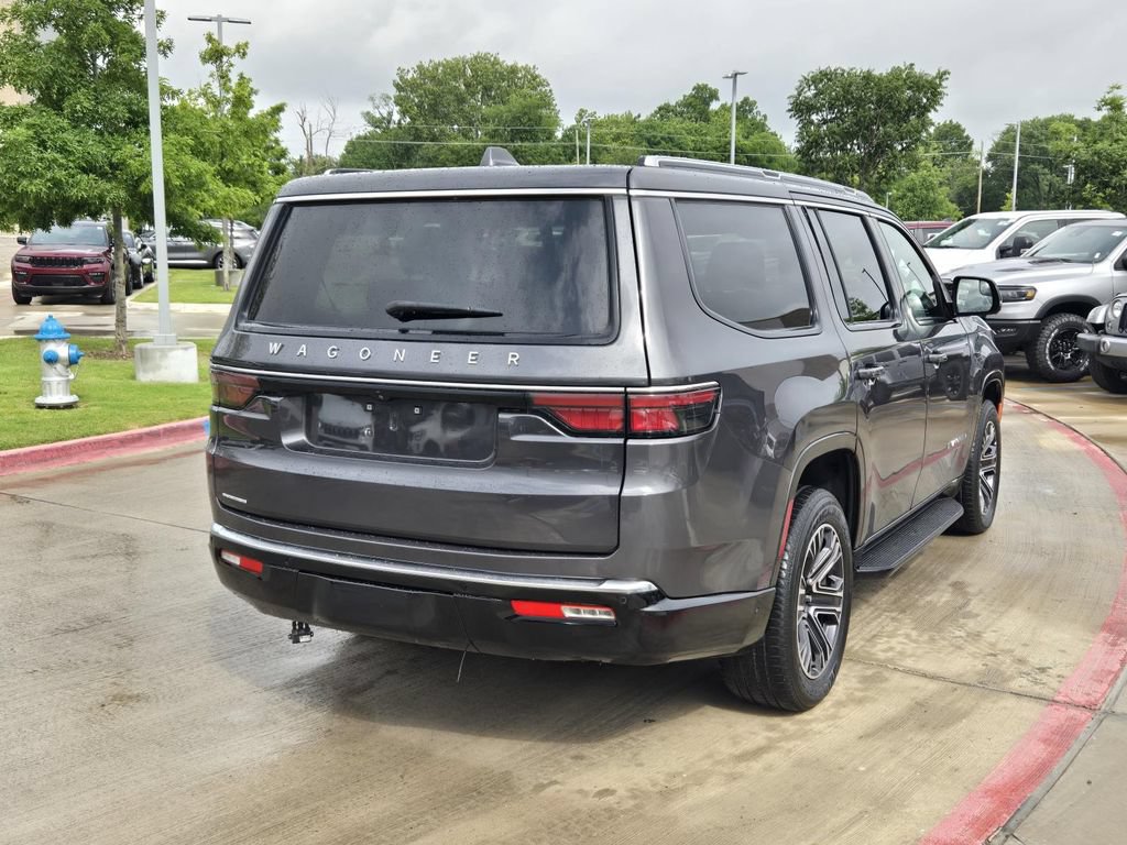 Used 2023 Jeep Wagoneer 4WD w/ Premium Group I image 6