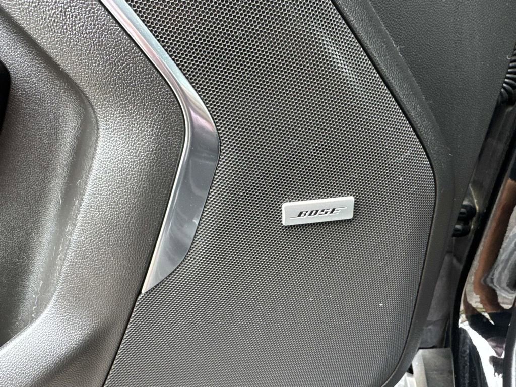 Used 2022 GMC Yukon AT4 AWD/4WD image 31