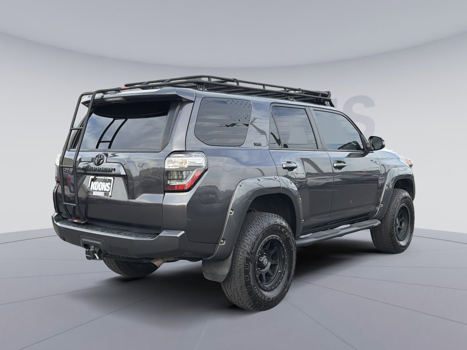 Used 2018 Toyota 4Runner SR5 Premium AWD/4WD image 7