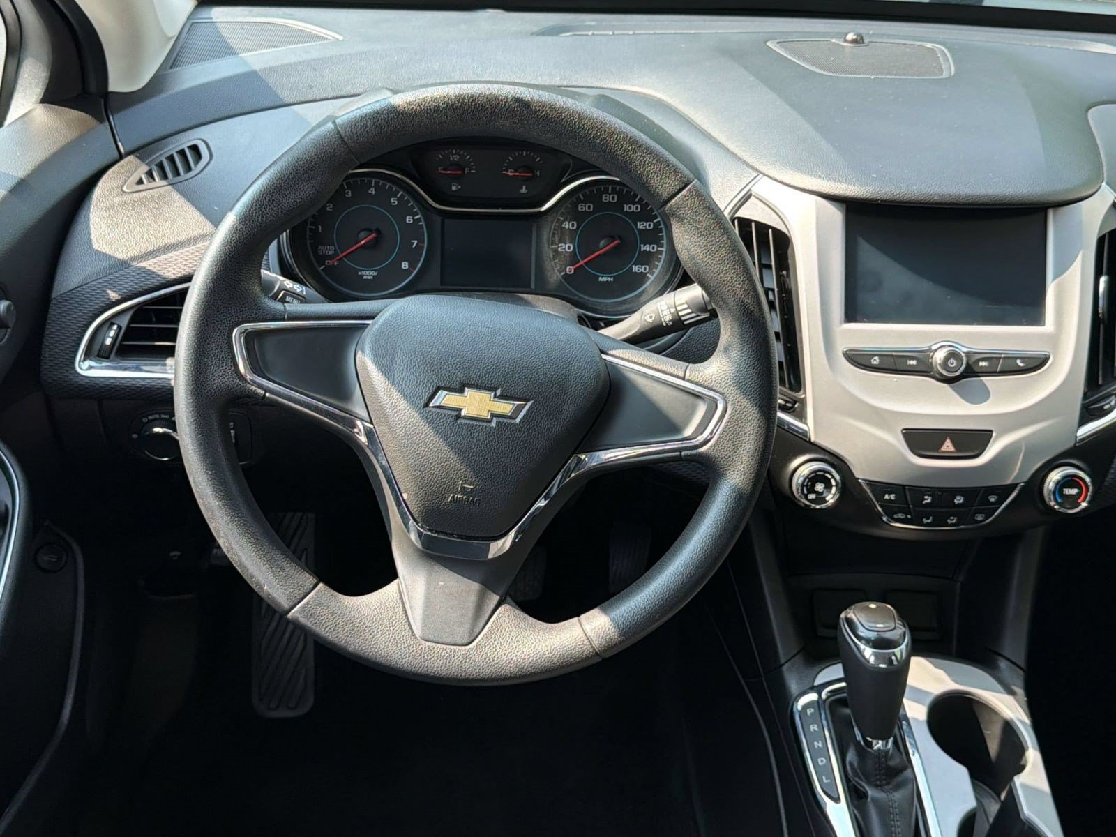 Used 2016 Chevrolet Cruze LS FWD image 16