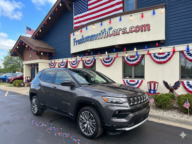 Used 2023 Jeep Compass Limited w/ Elite Group AWD/4WD image 1