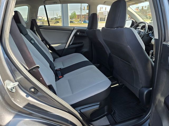 Used 2017 Toyota RAV4 XLE w/ All Weather Liner Package AWD/4WD image 18