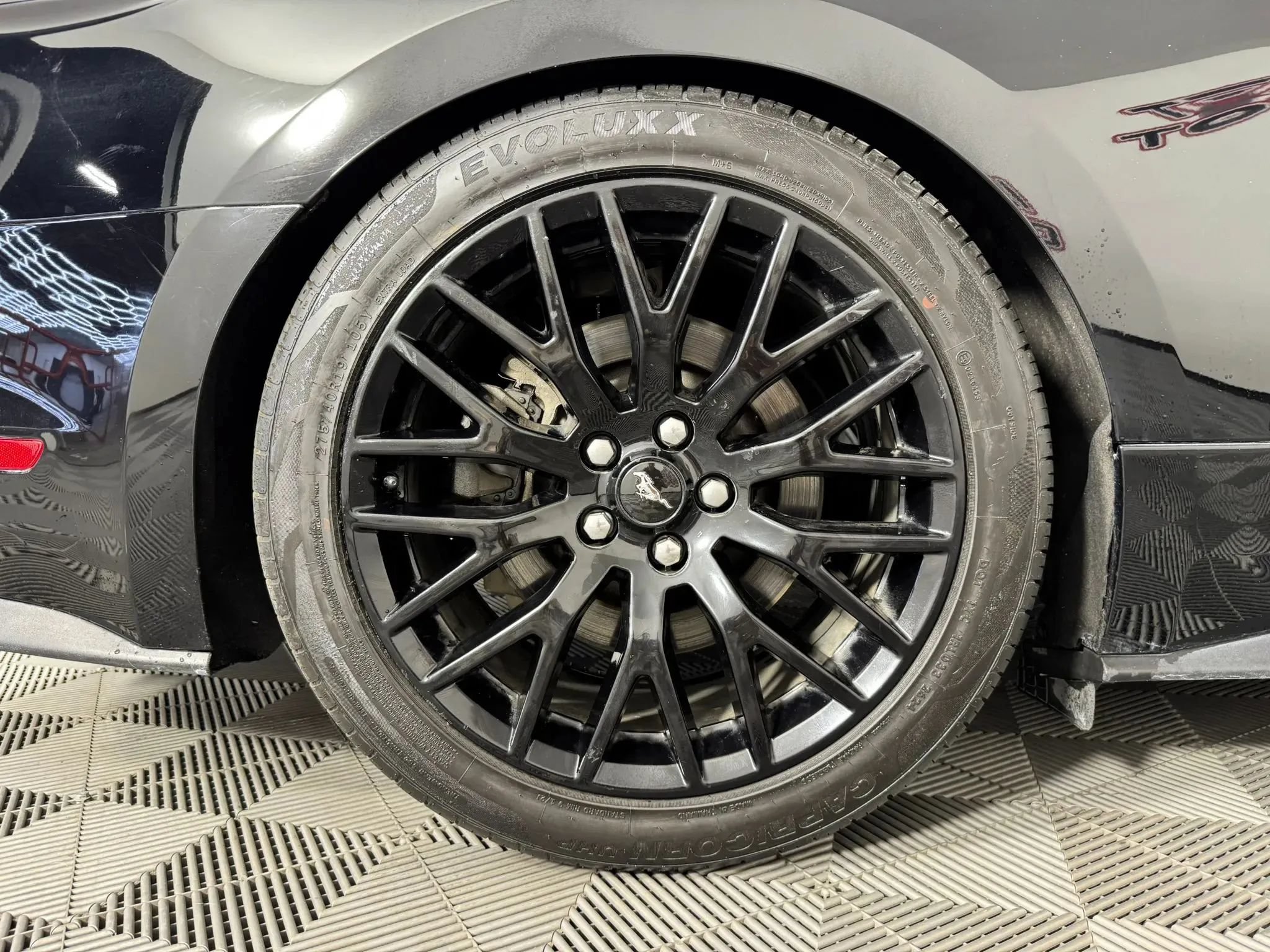 Used 2020 Ford Mustang GT Premium w/ GT Performance Package RWD image 40