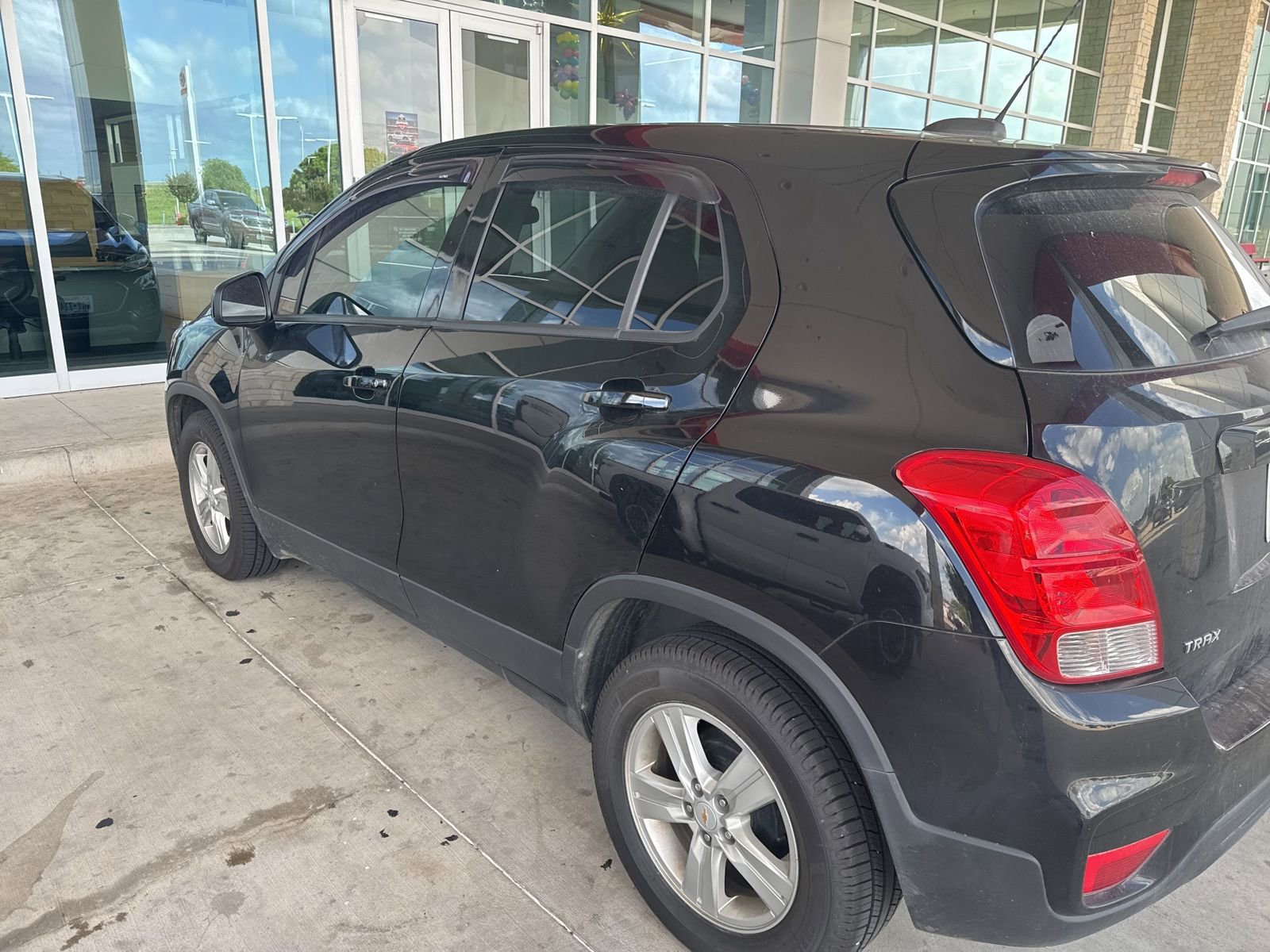 Used 2020 Chevrolet Trax LS w/ Tint and Cruise Package FWD image 12