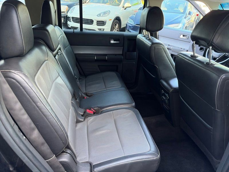 Used 2014 Ford Flex Limited w/ Equipment Group 303A AWD/4WD image 16