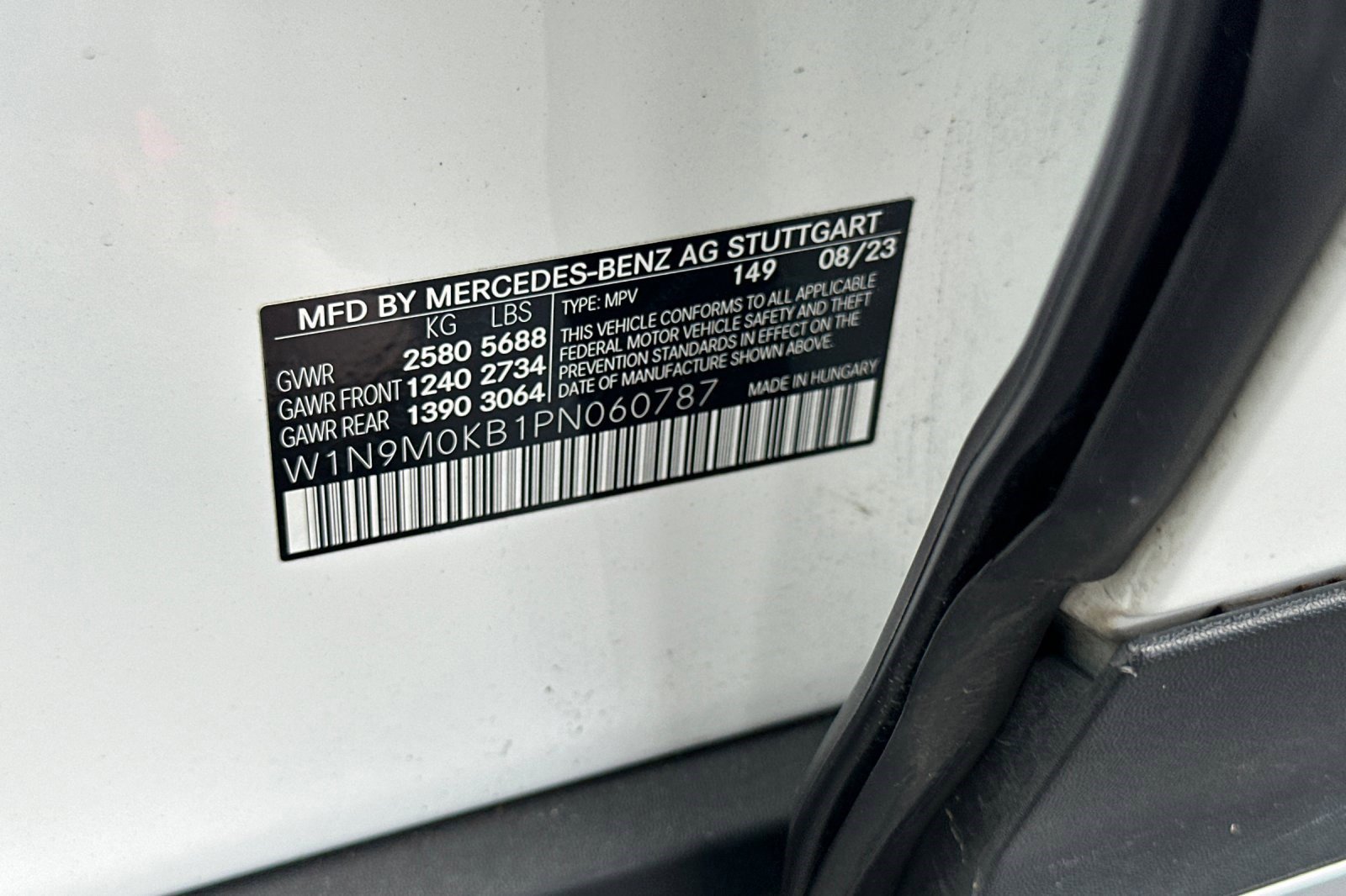 Used 2023 Mercedes-Benz EQB 300 4MATIC image 37