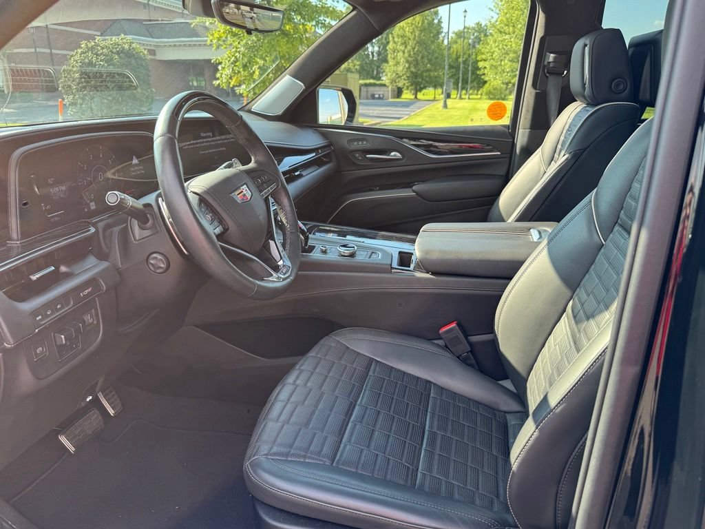 Certified 2023 Cadillac Escalade V AWD/4WD image 14