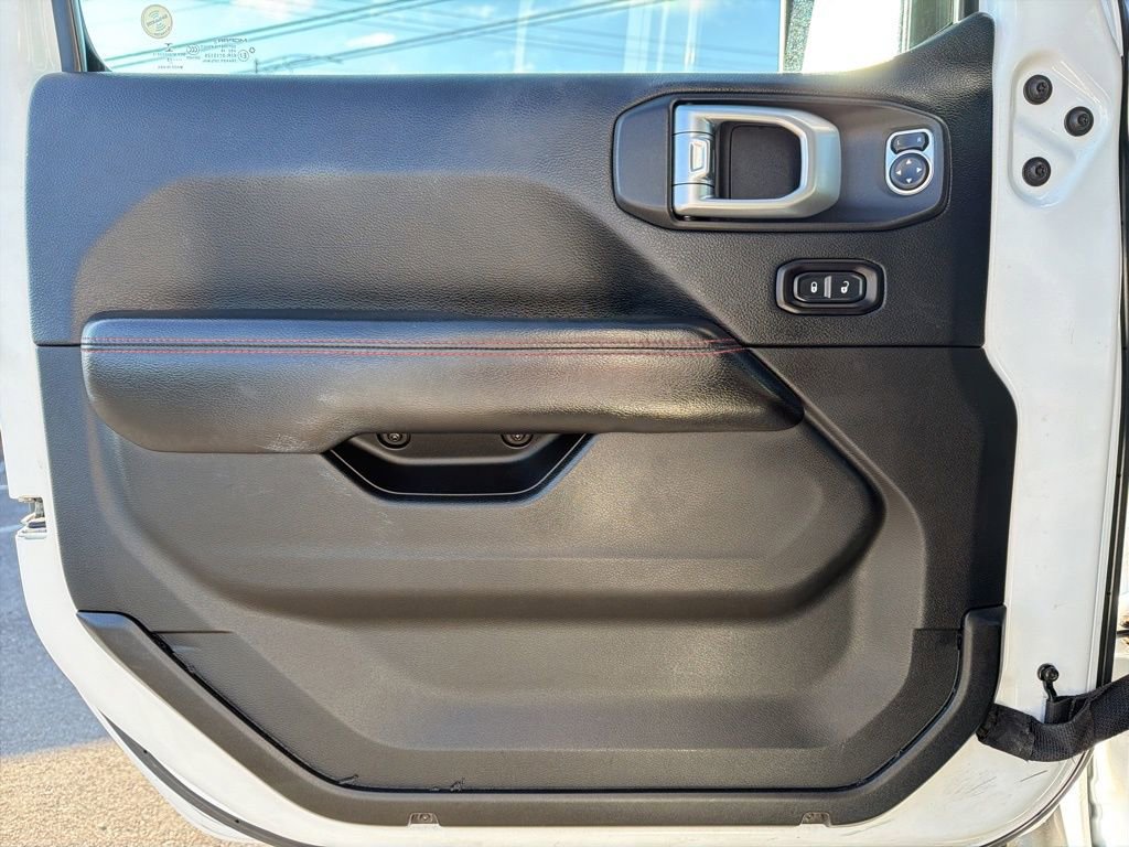 Used 2018 Jeep Wrangler Unlimited Rubicon image 33