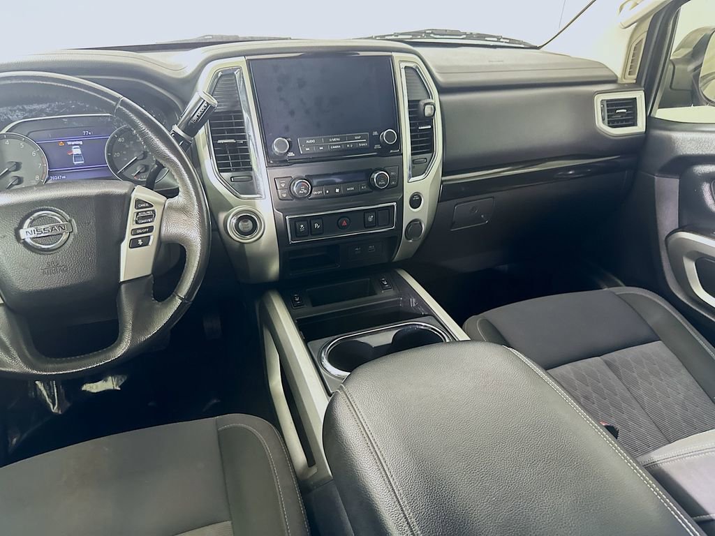 Used 2021 Nissan Titan SV w/ SV Convenience Package image 18