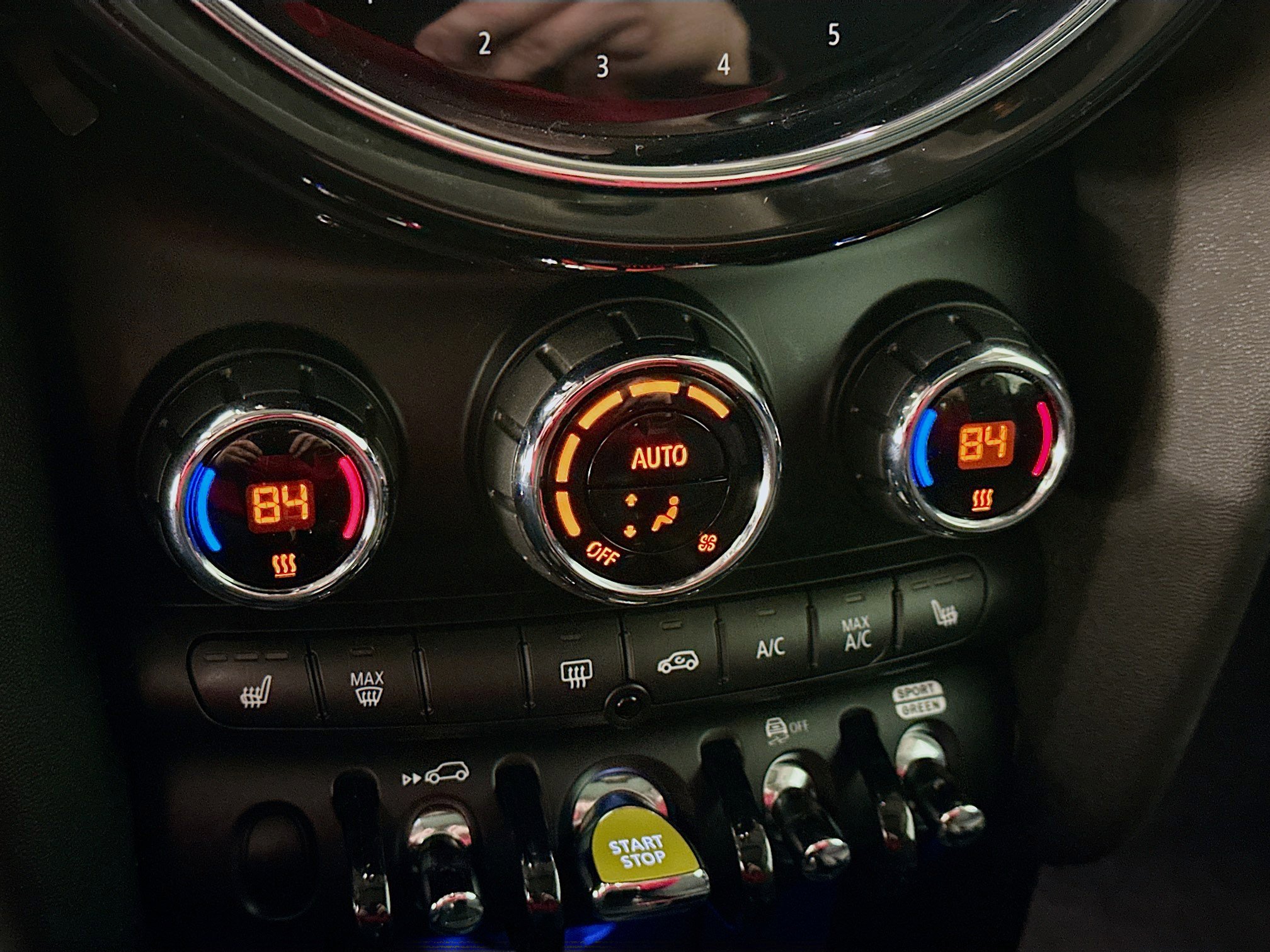 Used 2024 MINI Cooper SE image 24