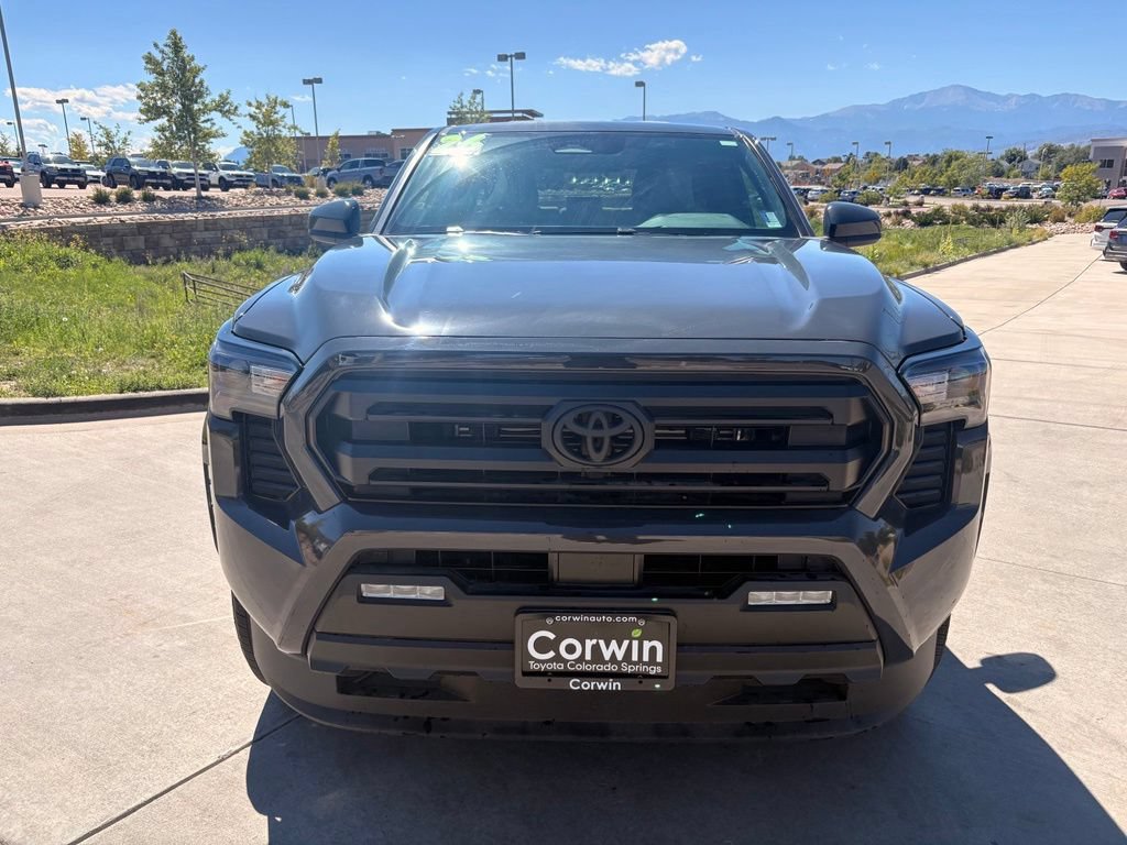 Used 2026 Toyota Tacoma SR5 AWD/4WD image 2