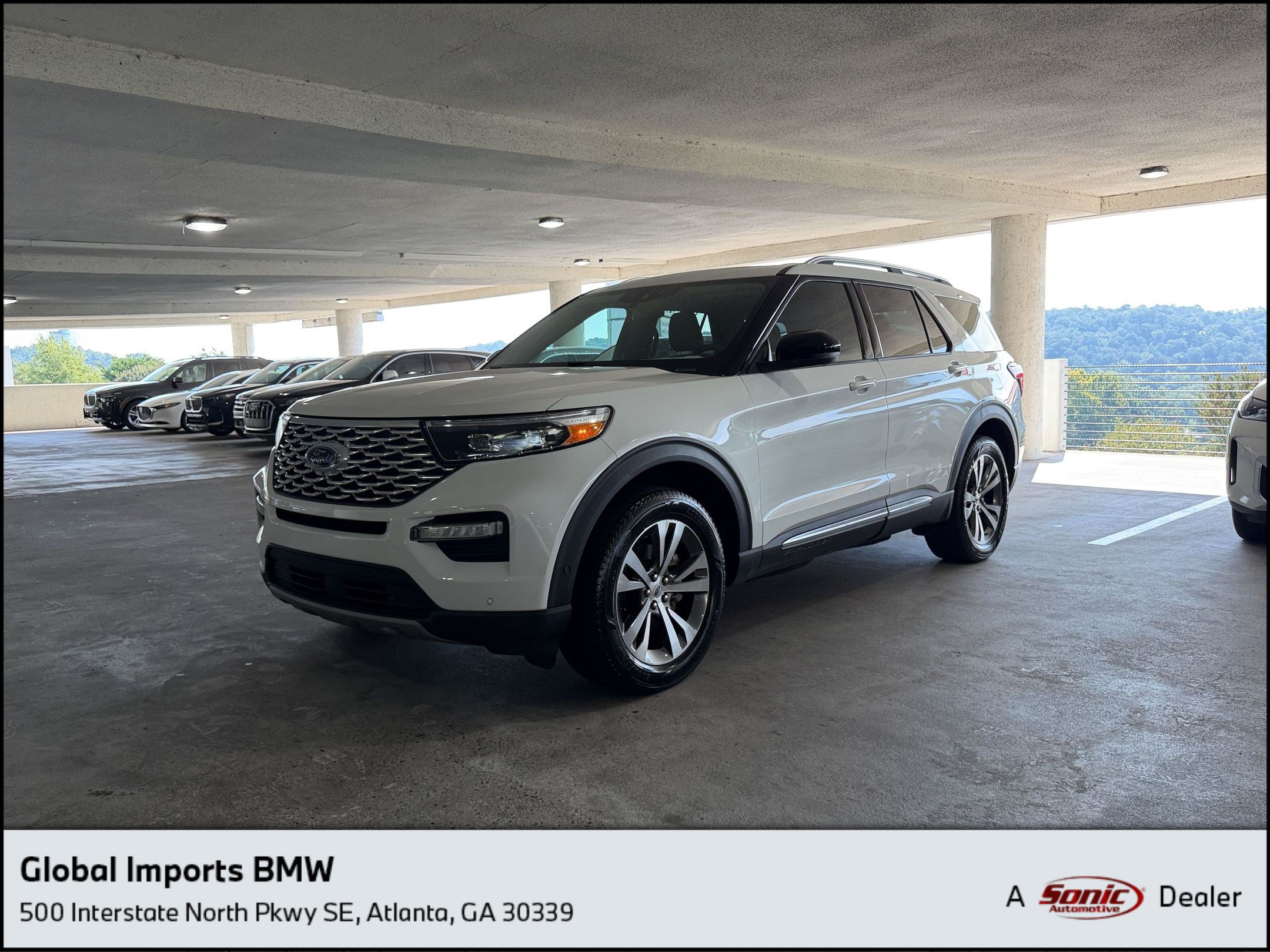 Used 2020 Ford Explorer Platinum w/ Premium Technology Package AWD/4WD image 1