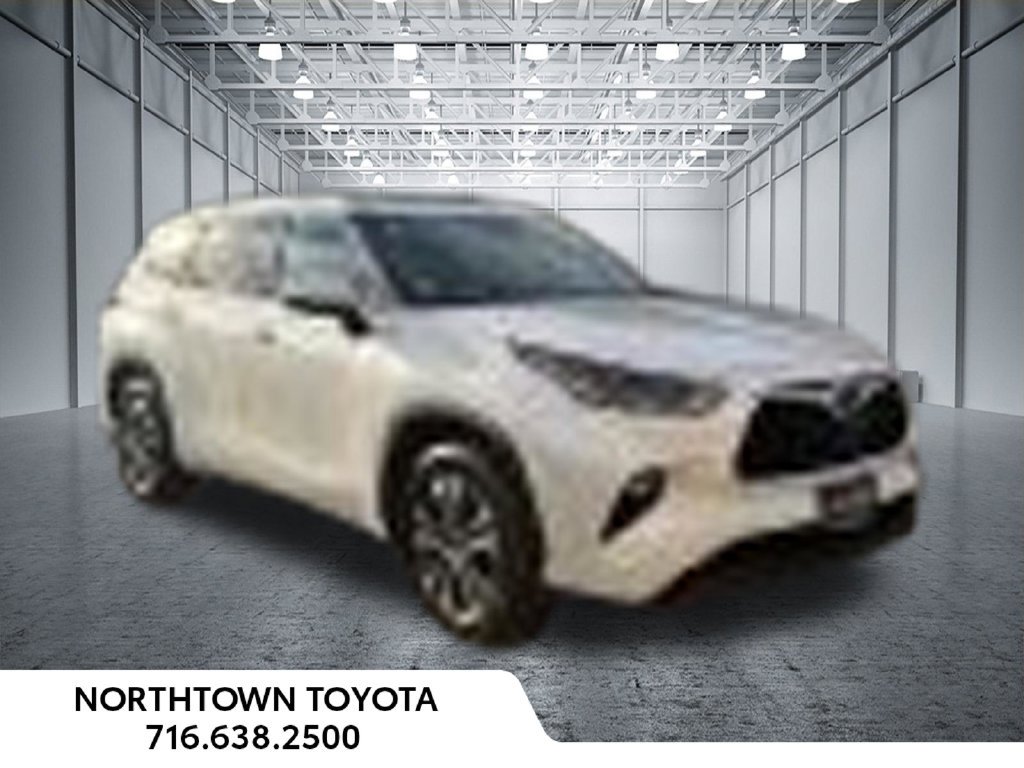 Used 2021 Toyota Highlander XLE FWD image 6