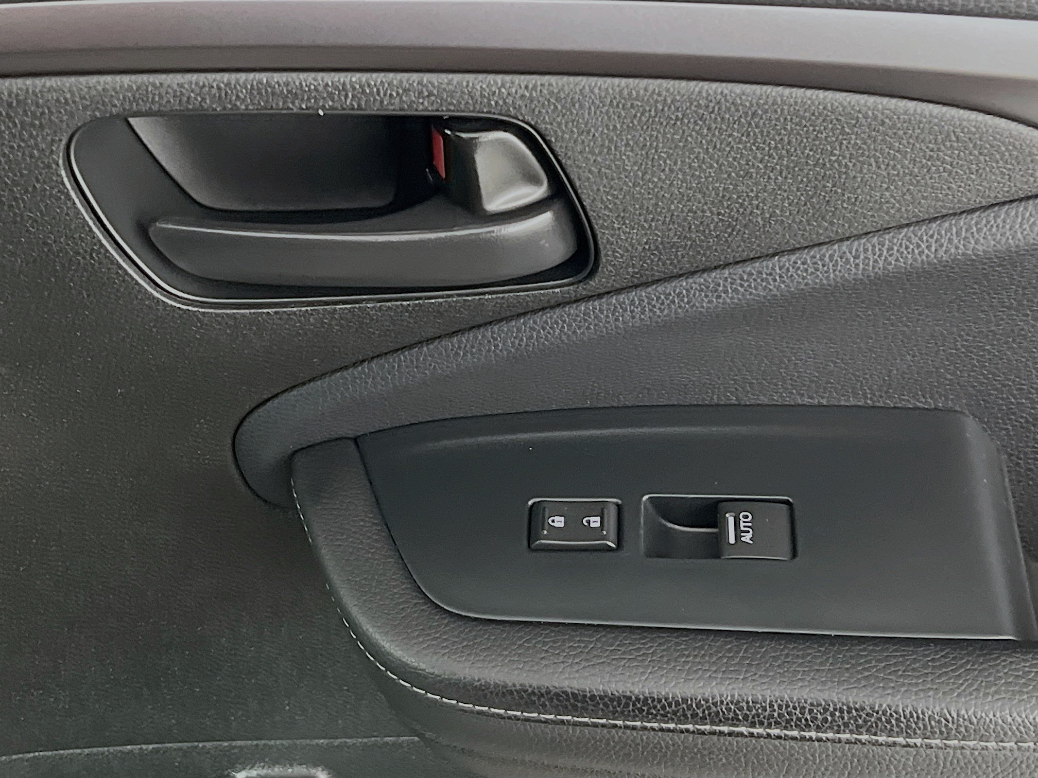 Used 2022 Honda Passport EX-L image 32