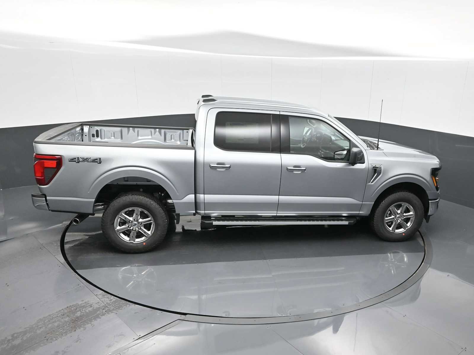 New 2024 Ford F150 XLT w/ Mobile Office Package image 17