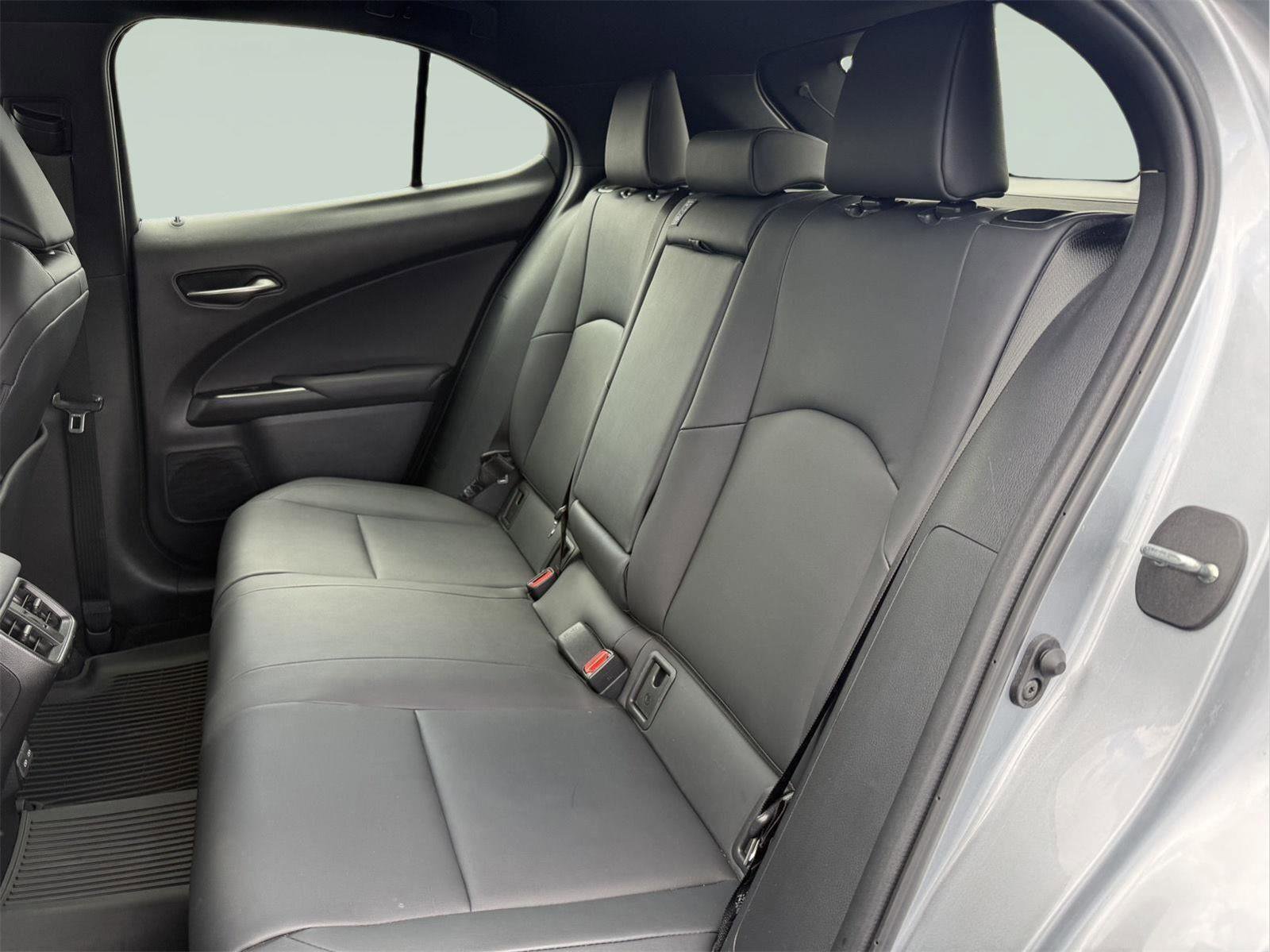 Certified 2023 Lexus UX 250h F Sport AWD/4WD image 20
