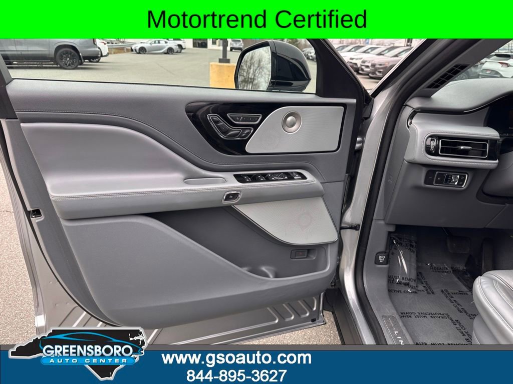 Used 2020 Lincoln Aviator Reserve w/ Equipment Group 202A image 14