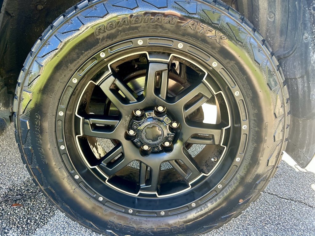 Used 2017 Toyota 4Runner SR5 RWD image 27