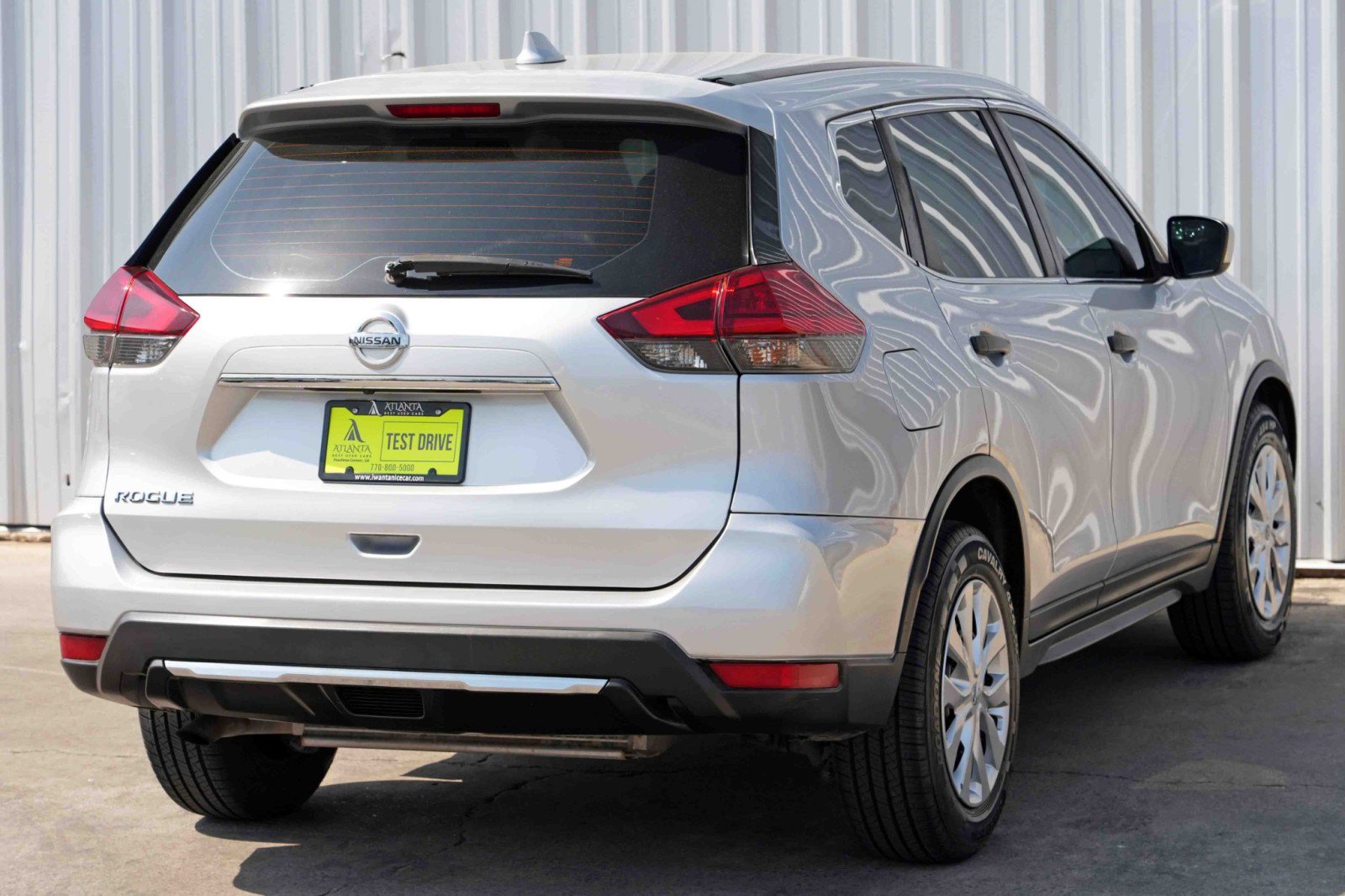 Used 2017 Nissan Rogue S image 44