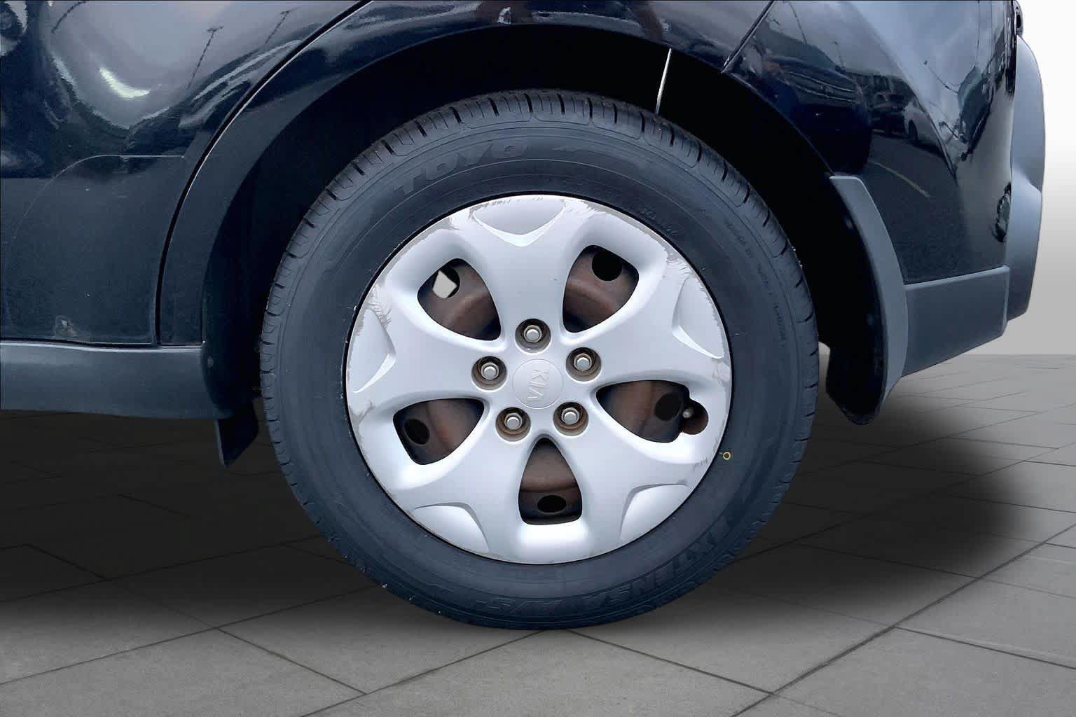 Used 2014 Kia Soul FWD image 10