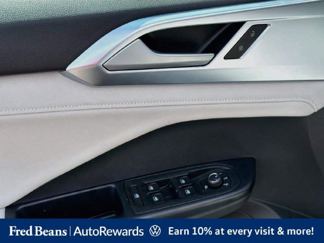 New 2026 Volkswagen Taos SE AWD/4WD image 20