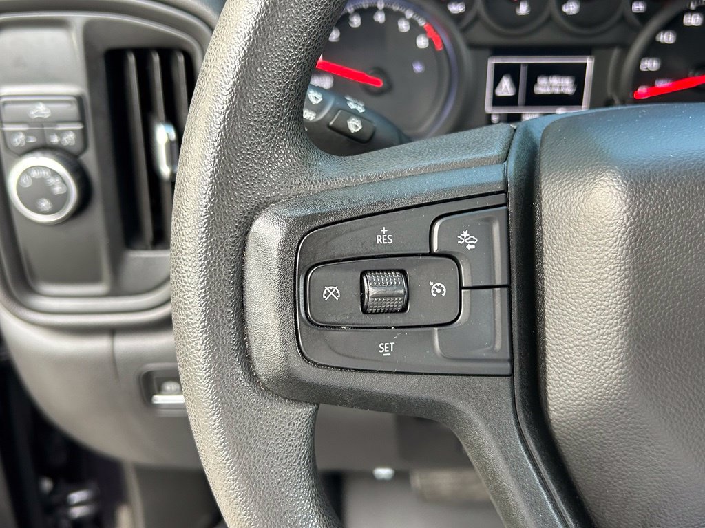 Used 2022 Chevrolet Silverado 1500 Custom RWD image 21