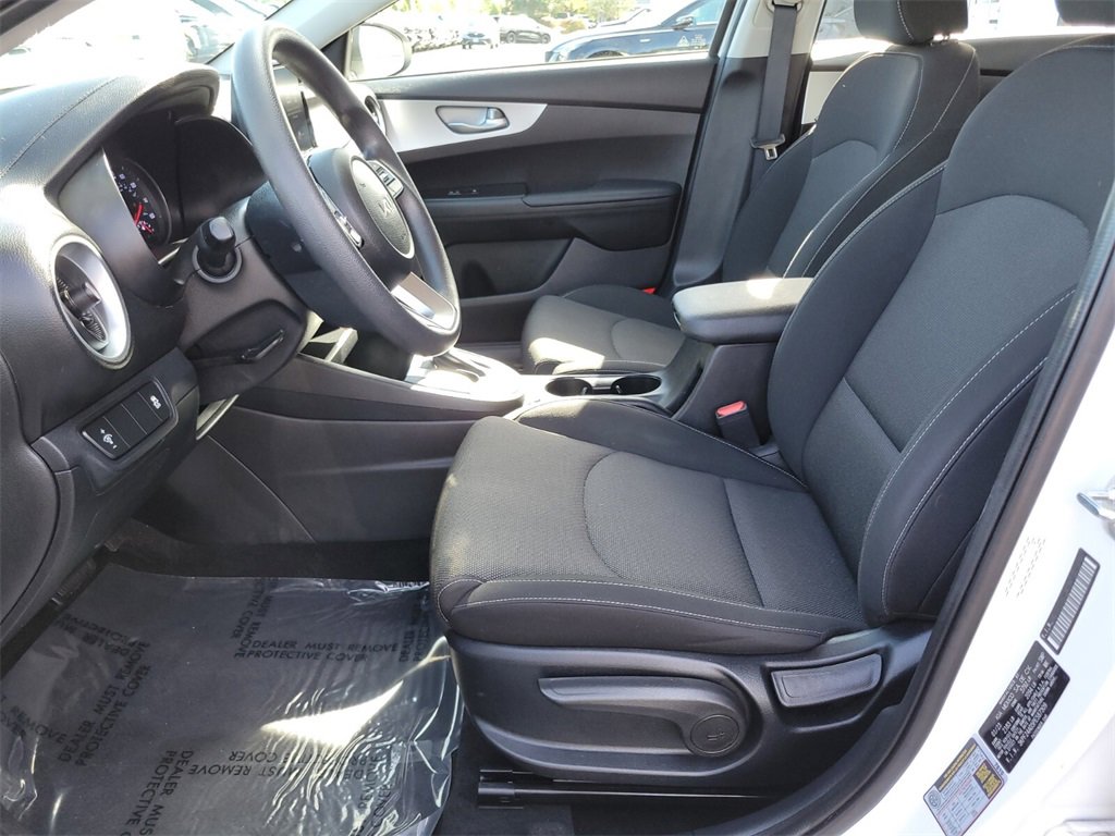 Used 2023 Kia Forte LXS image 15
