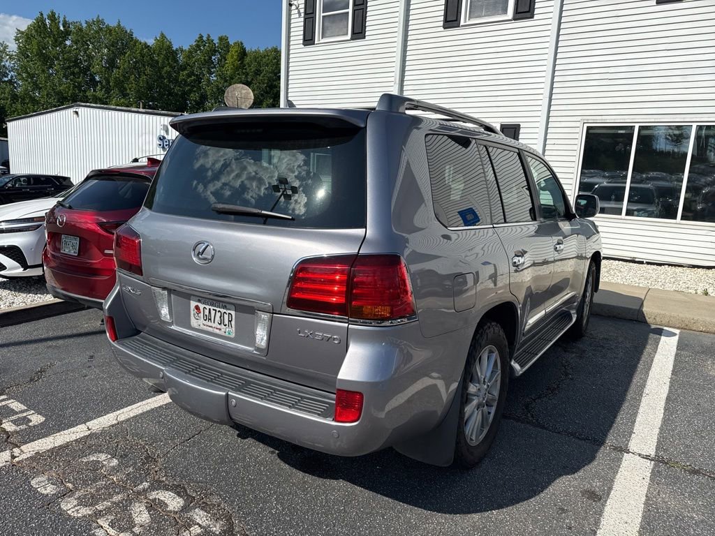 Used 2009 Lexus LX 570 4WD image 2