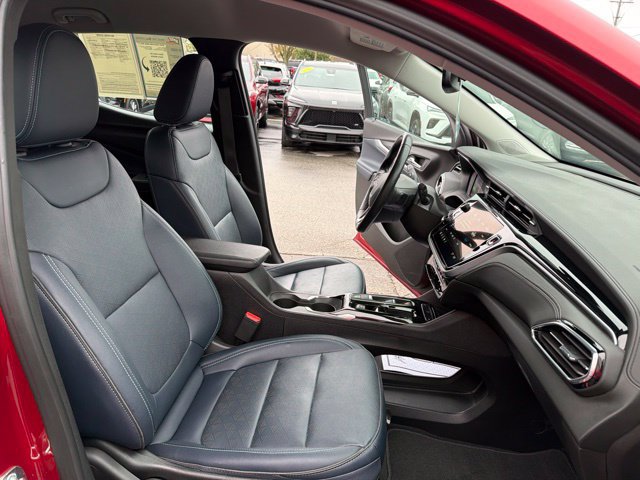 Certified 2023 Chevrolet Bolt EUV LT w/ Convenience Package FWD image 26
