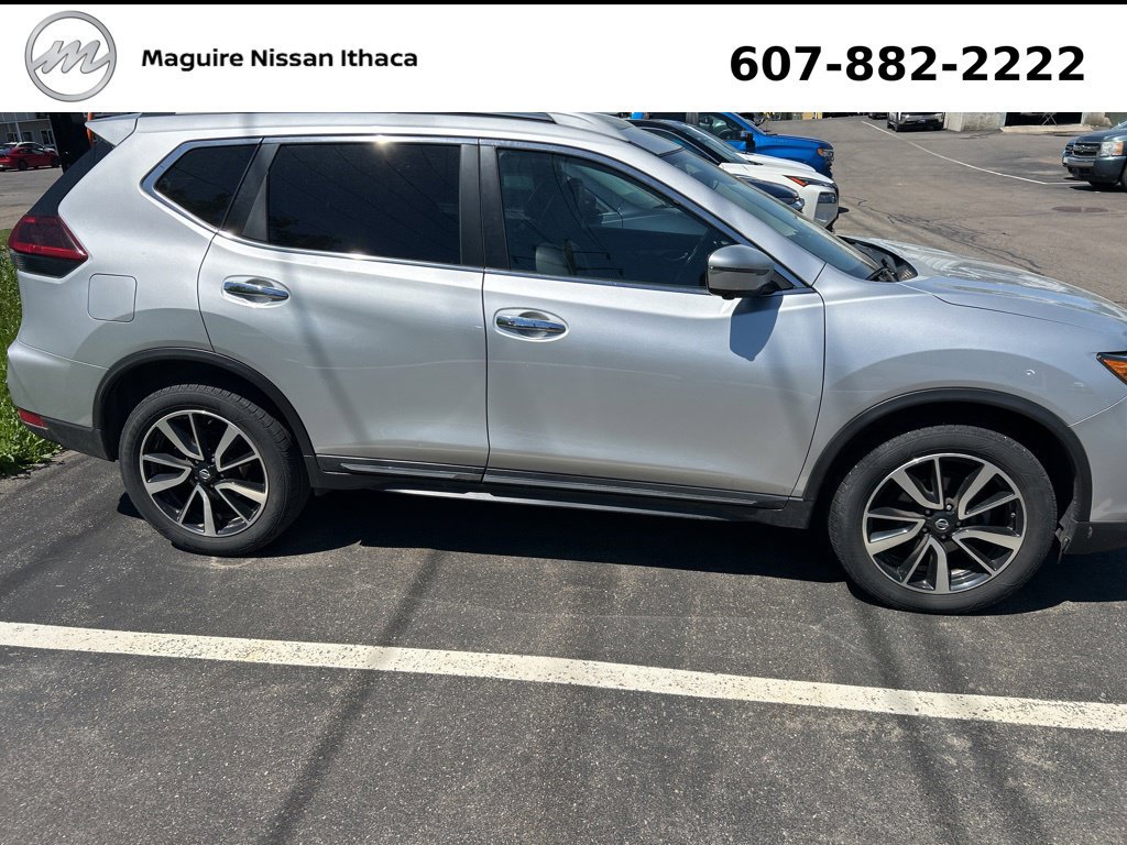 Used 2019 Nissan Rogue SL w/ Premium Package AWD/4WD image 4