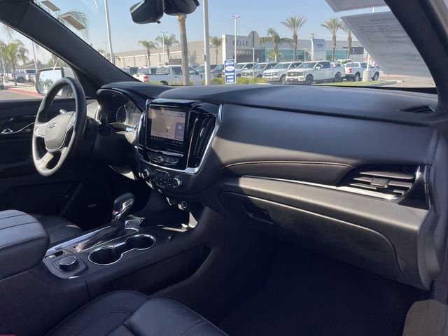 Used 2023 Chevrolet Traverse RS image 30
