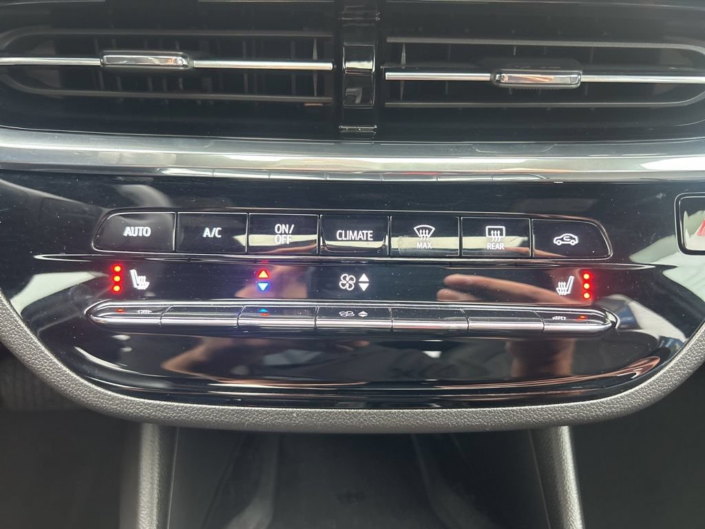 Used 2024 Buick Envista Avenir FWD image 32