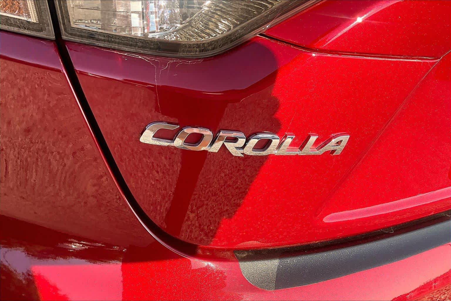 Used 2026 Toyota Corolla XLE FWD image 30