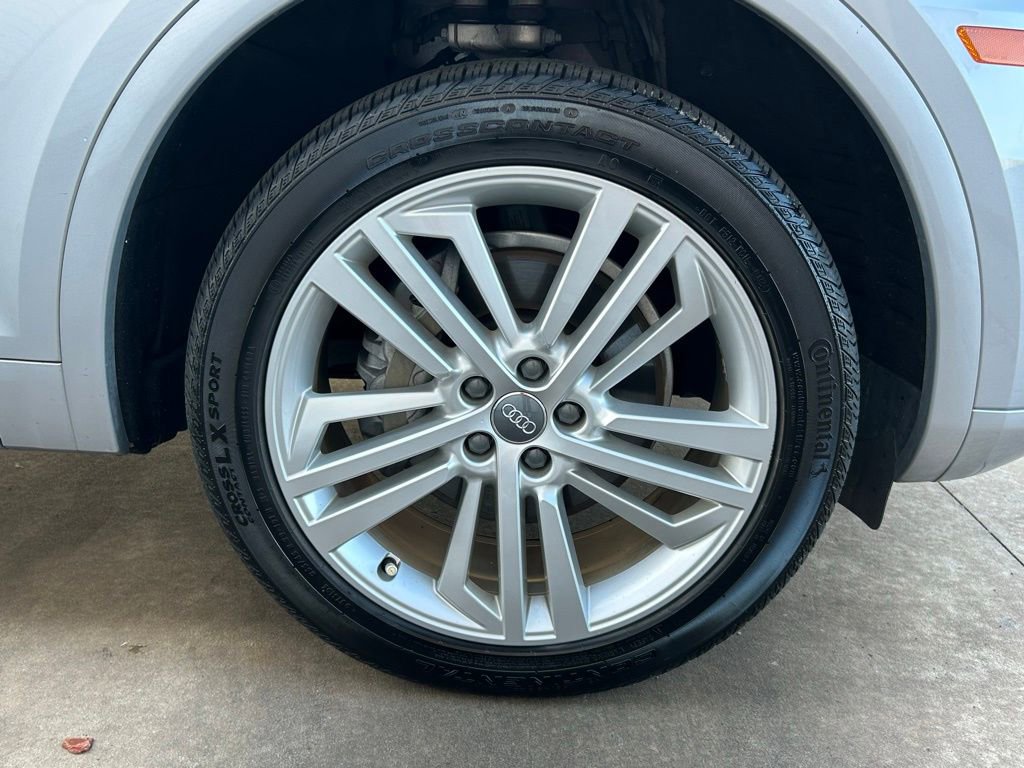 Used 2019 Audi Q5 2.0T Premium Plus w/ Premium Plus Package image 41