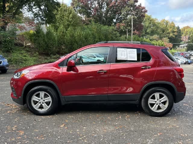 Used 2019 Chevrolet Trax LT w/ LT Convenience Package AWD/4WD image 2