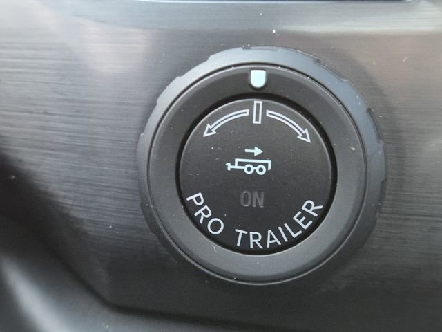 Used 2023 Ford F150 Lightning Platinum image 11