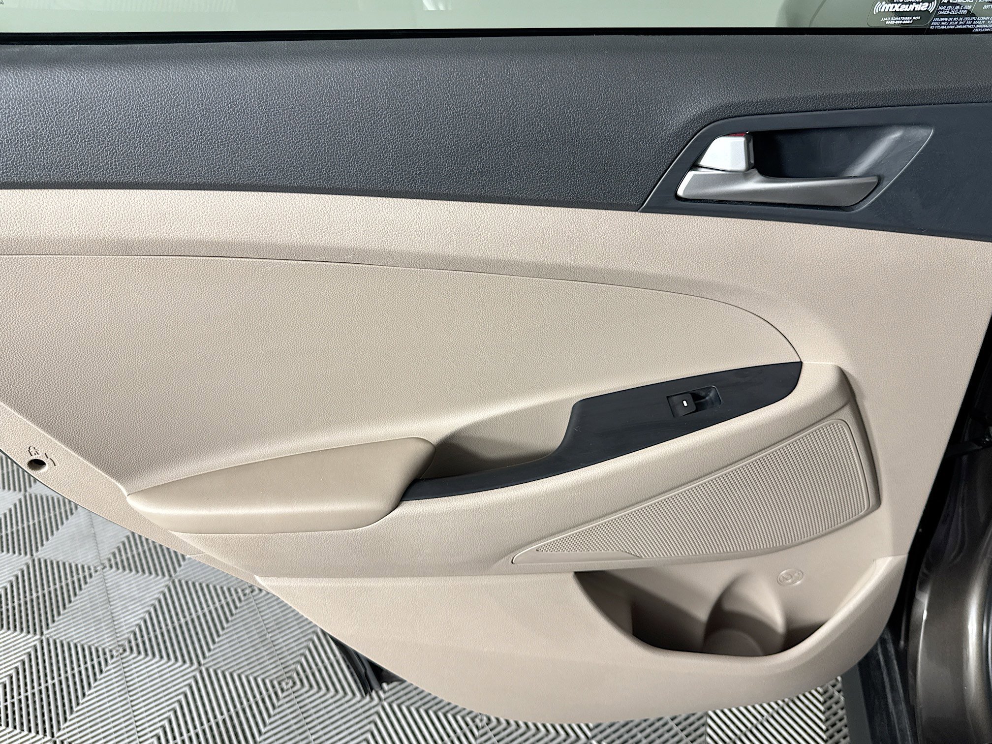 Used 2020 Hyundai Tucson Value w/ Cargo Package image 25