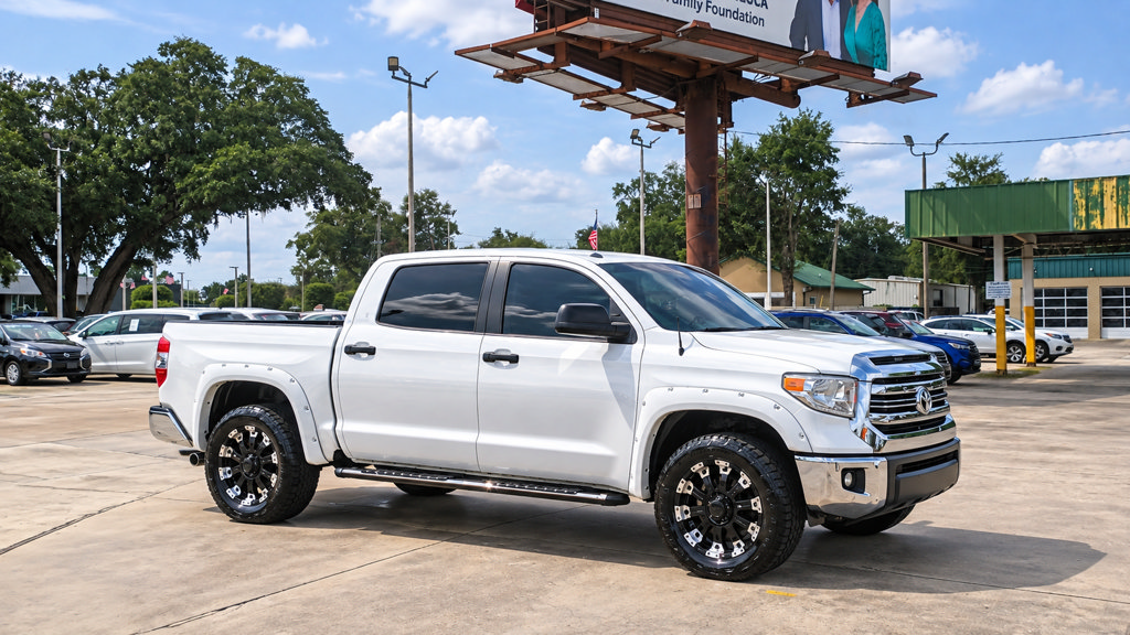 Used 2016 Toyota Tundra SR5 w/ SR5 Upgrade Package RWD image 27