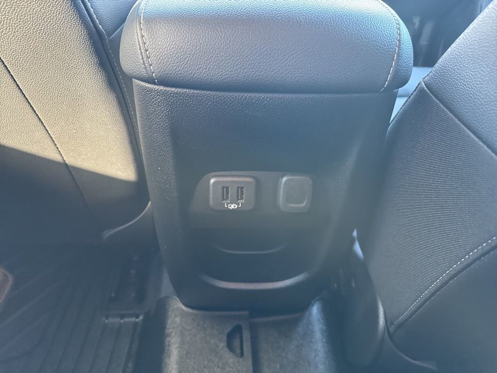 Used 2020 Chevrolet Colorado ZR2 w/ Colorado ZR2 Bison Edition image 13