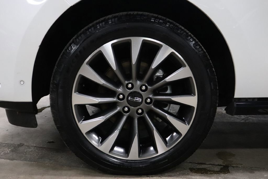 Used 2021 Lincoln Navigator Reserve w/ Luxury Package image 38