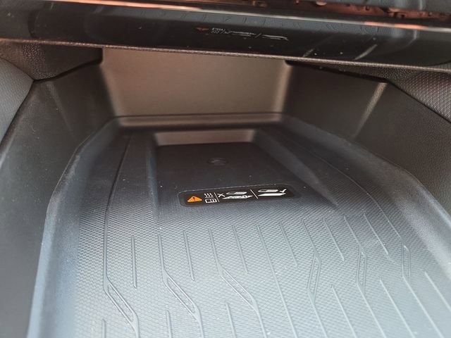 New 2025 Chevrolet Equinox EV RS image 37