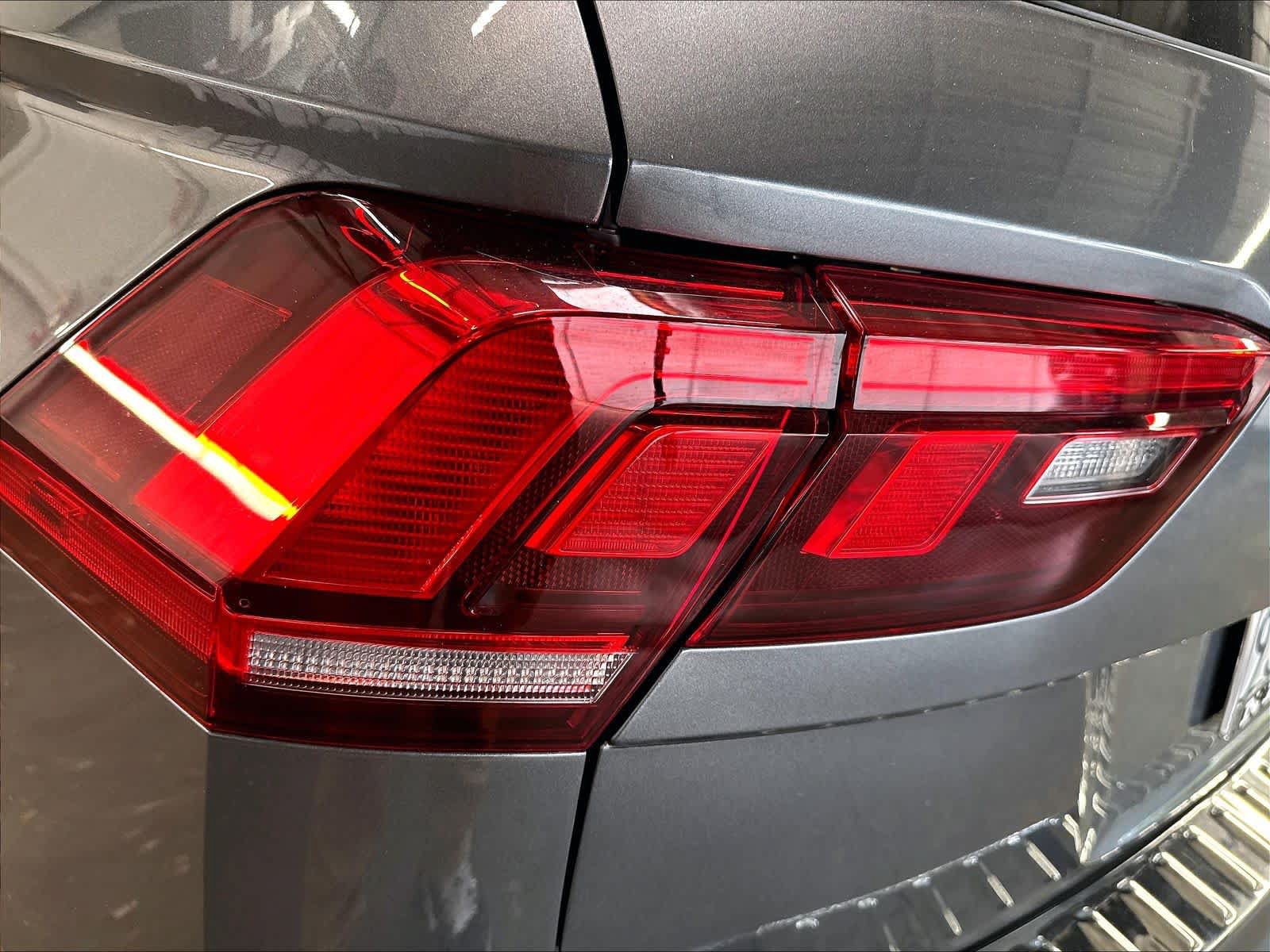 Used 2024 Volkswagen Tiguan Wolfsburg Edition AWD/4WD image 26