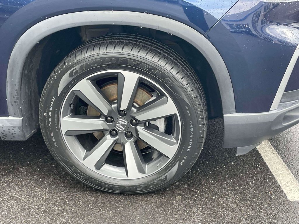 Used 2023 Honda Pilot Touring image 8