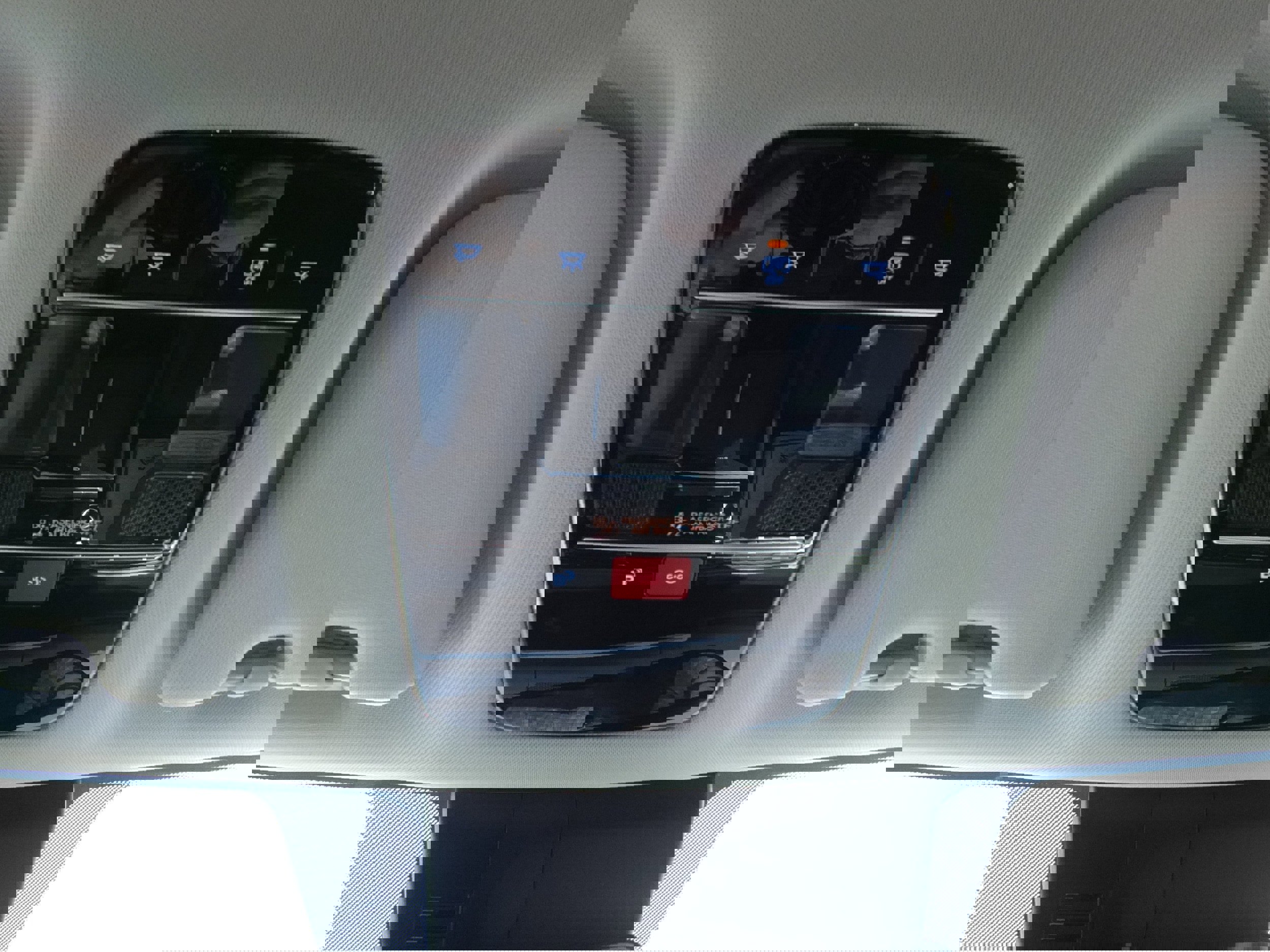 Used 2025 Hyundai Santa Fe SEL image 30