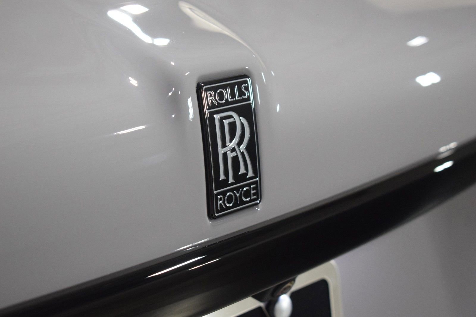 New 2026 Rolls-Royce Cullinan Black Badge image 11