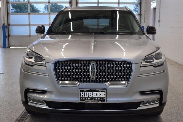 Used 2020 Lincoln Aviator Reserve w/ Equipment Group 202A AWD/4WD image 3