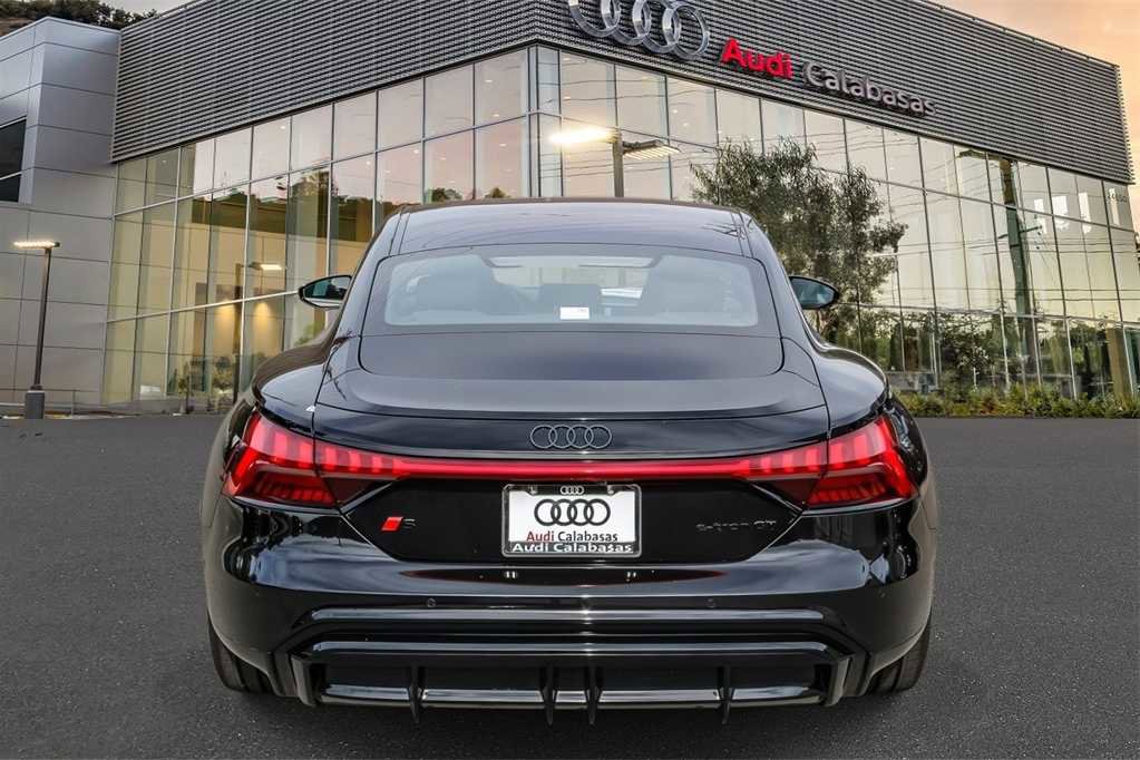 New 2026 Audi S e-tron GT Premium Plus image 3