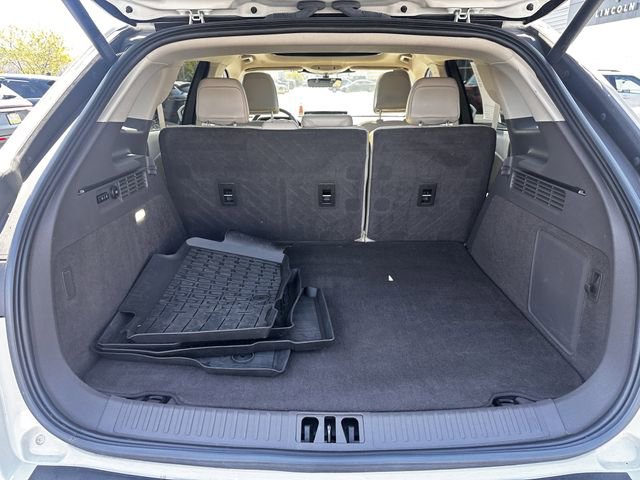 Used 2023 Lincoln Nautilus Reserve w/ Equipment Group 201A image 43